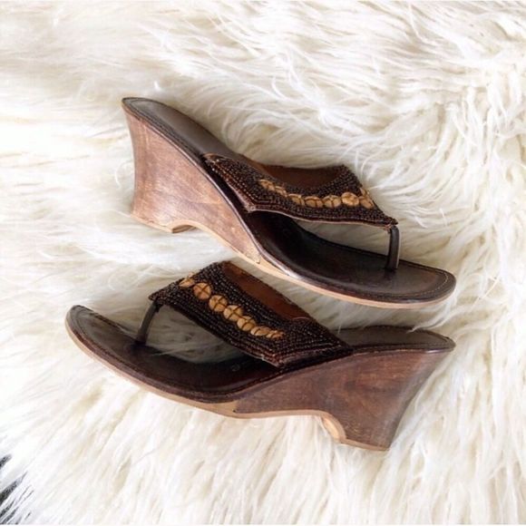 Matisse Shoes - Matisse Beaded Wood Wedge Clog Sandals 8